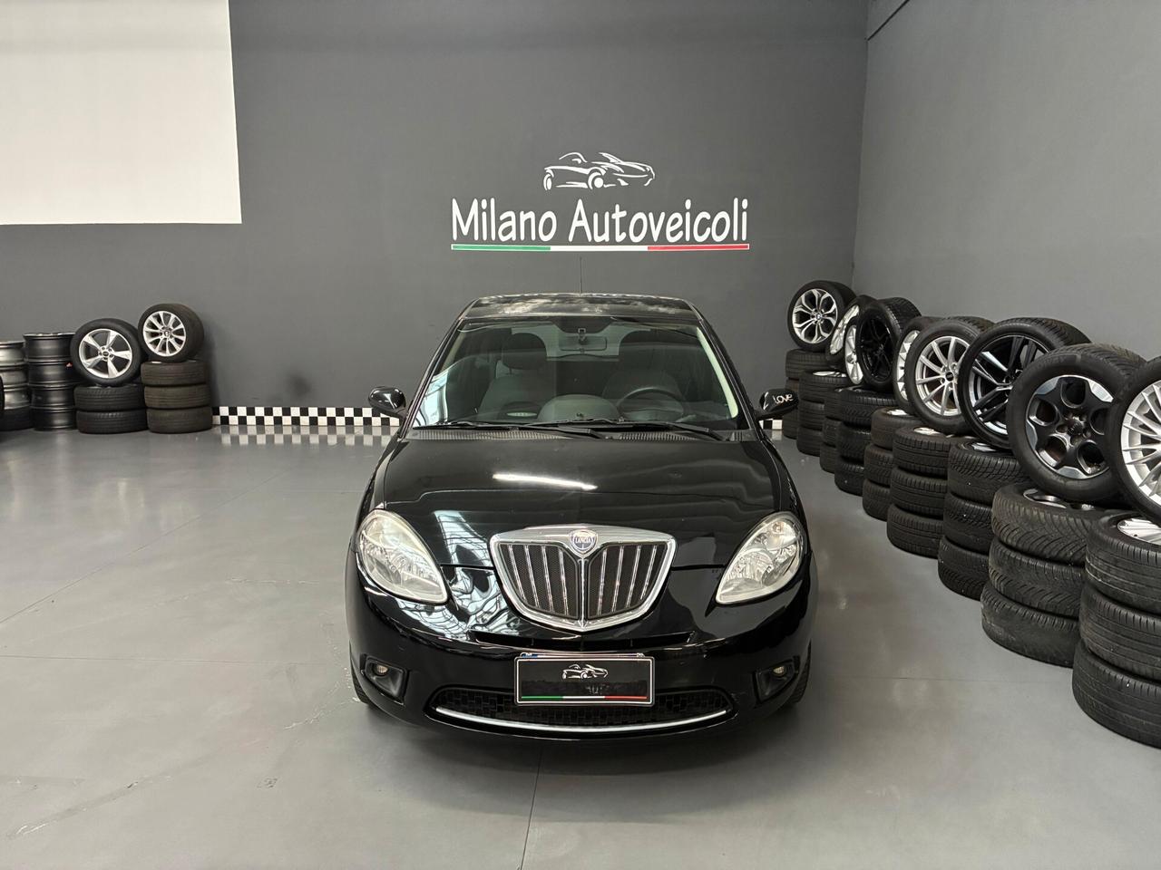 Lancia Ypsilon 1.2 Argento