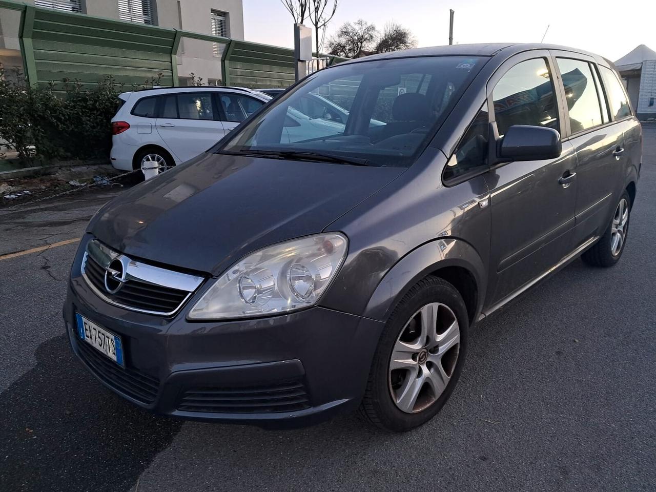 Opel Zafira 1.8 16V GPL-TECH Cosmo 7 POSTI