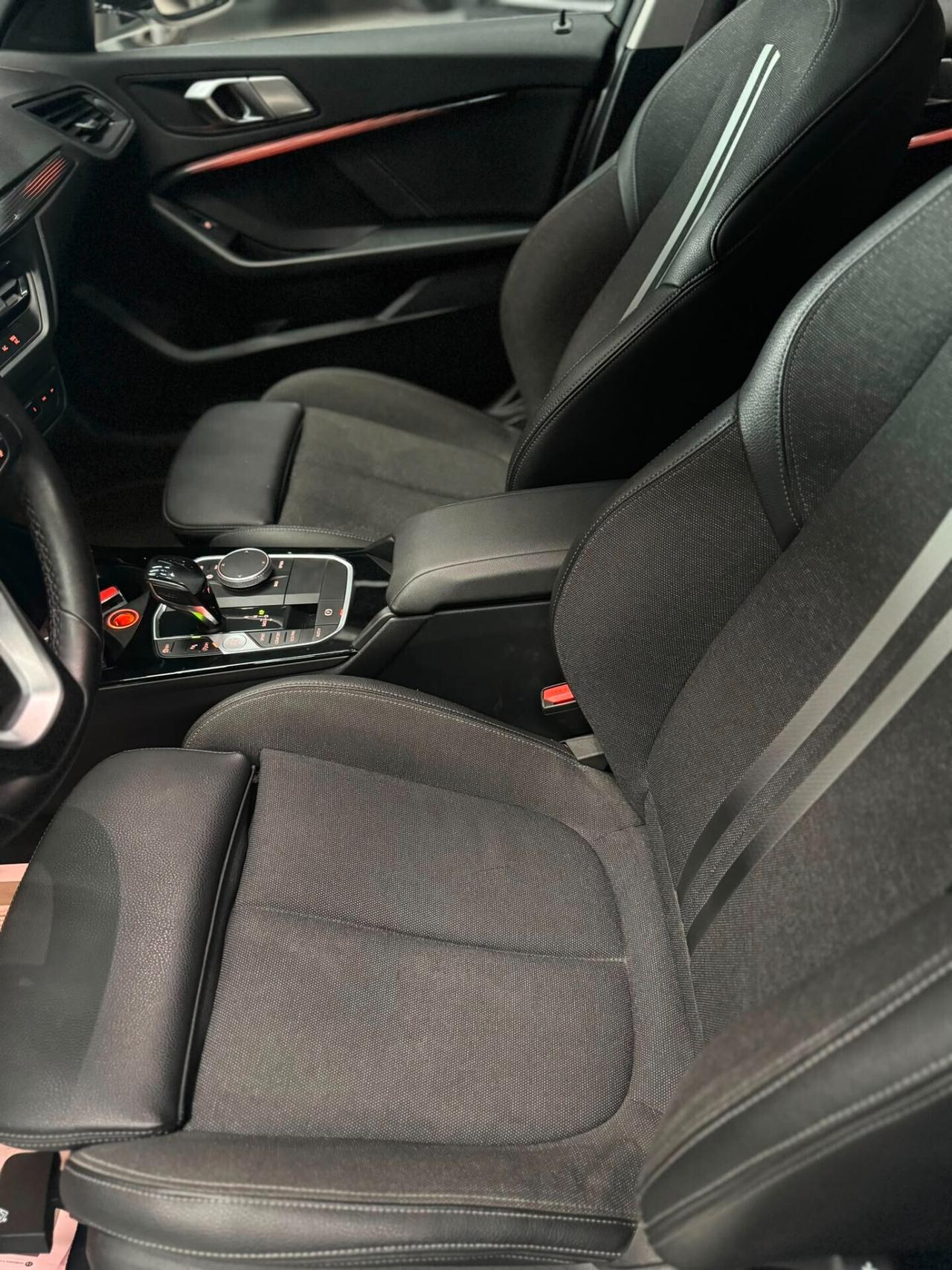 Bmw 116 116d 5p. Msport