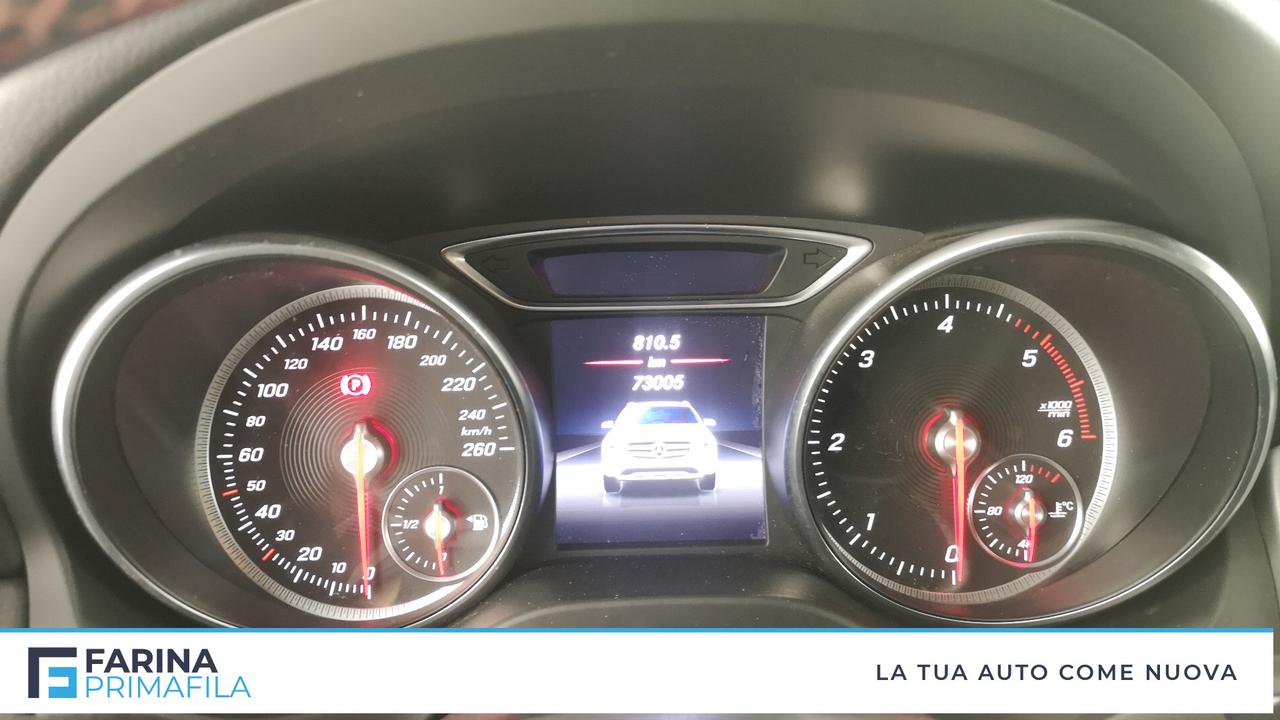 Mercedes-Benz GLA - X156 - GLA 220 d Premium 4matic auto