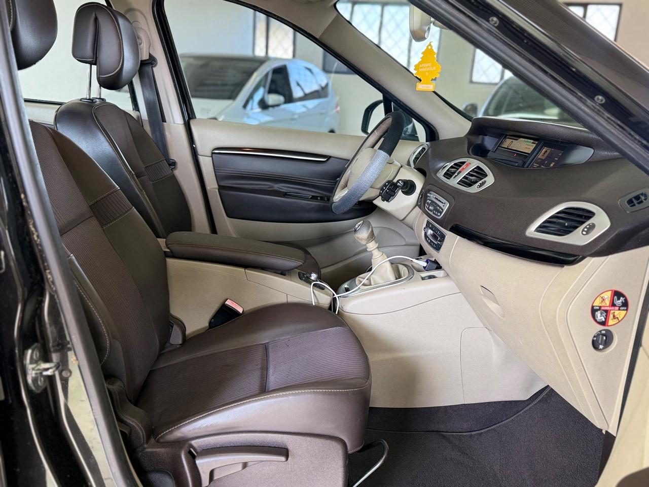 Renault Scenic Scénic X-Mod 1.5 dCi 110CV Luxe