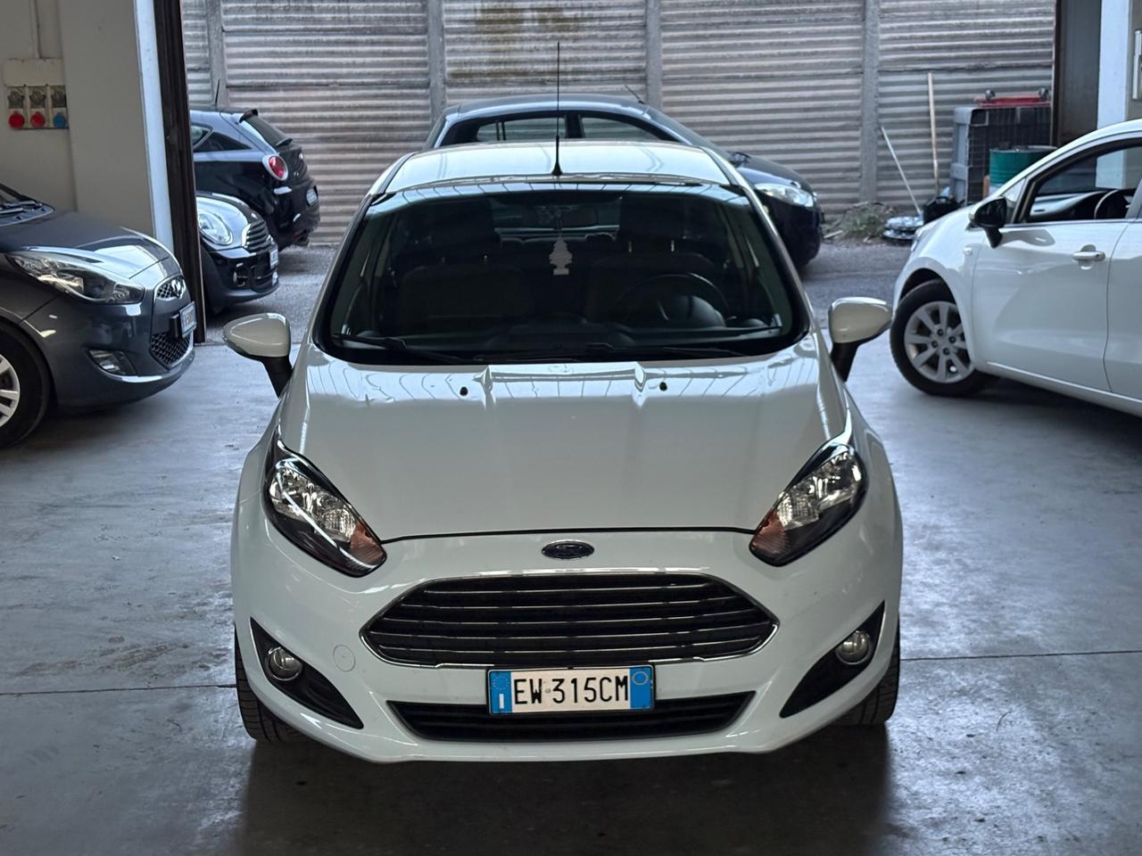 Ford Fiesta 1.2 60CV 5 porte Titanium