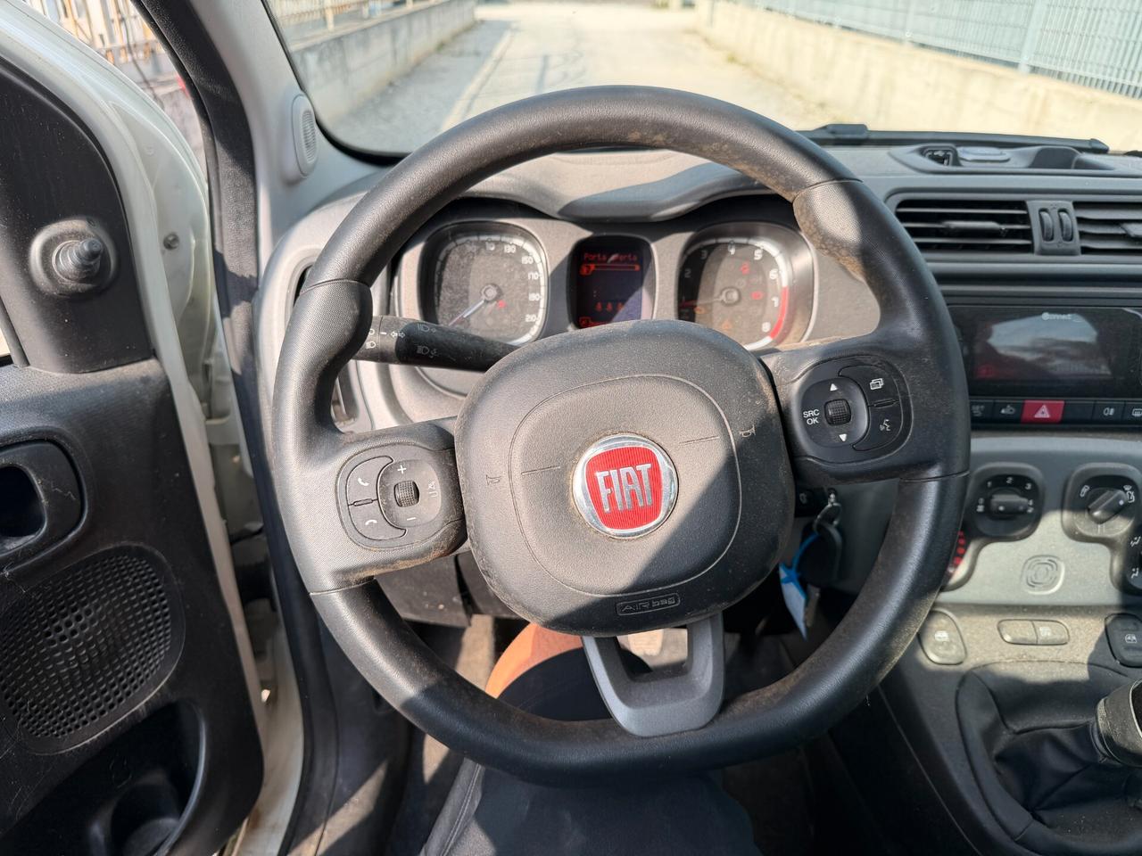 FIAT PANDA 2022 1.0 HYBRID 70 CV *AIRB OK