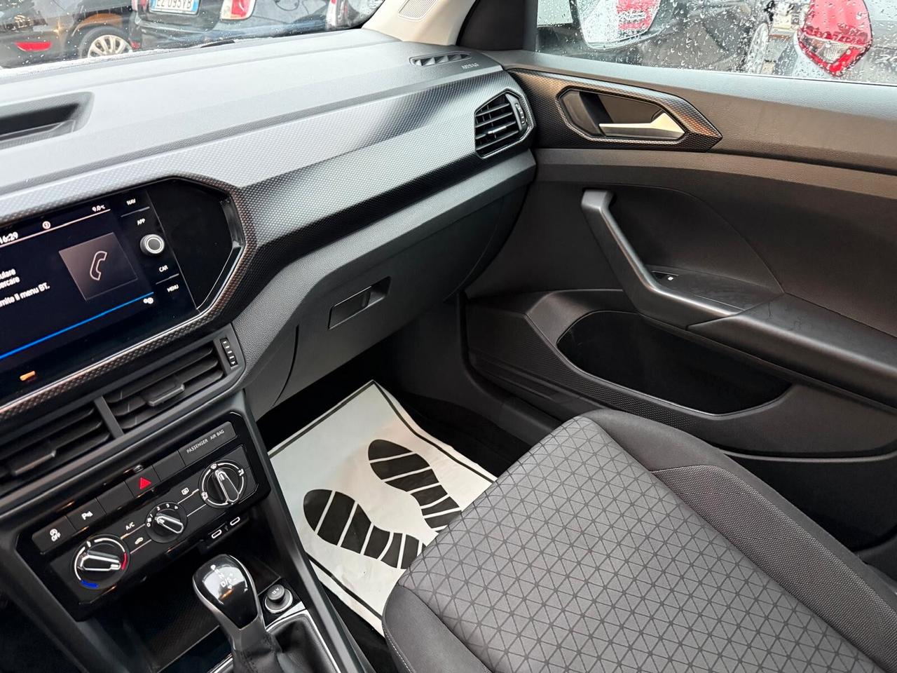 Volkswagen T-Cross 1.0 Benzina Cambio Automatico