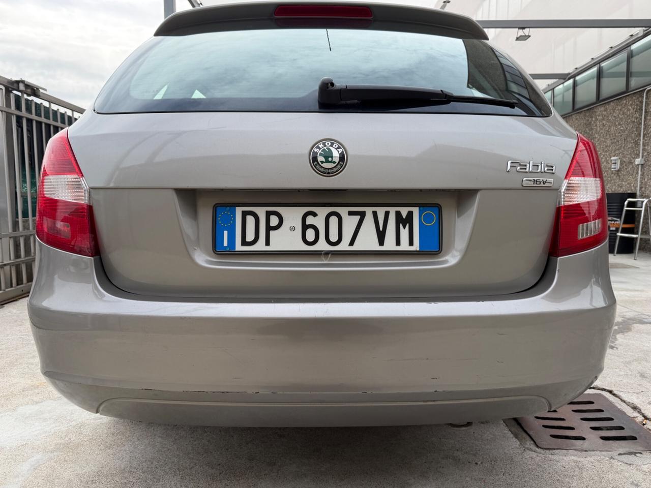 SKODA FABIA 1.4 BENZINA EURO4 COMERCIANTI
