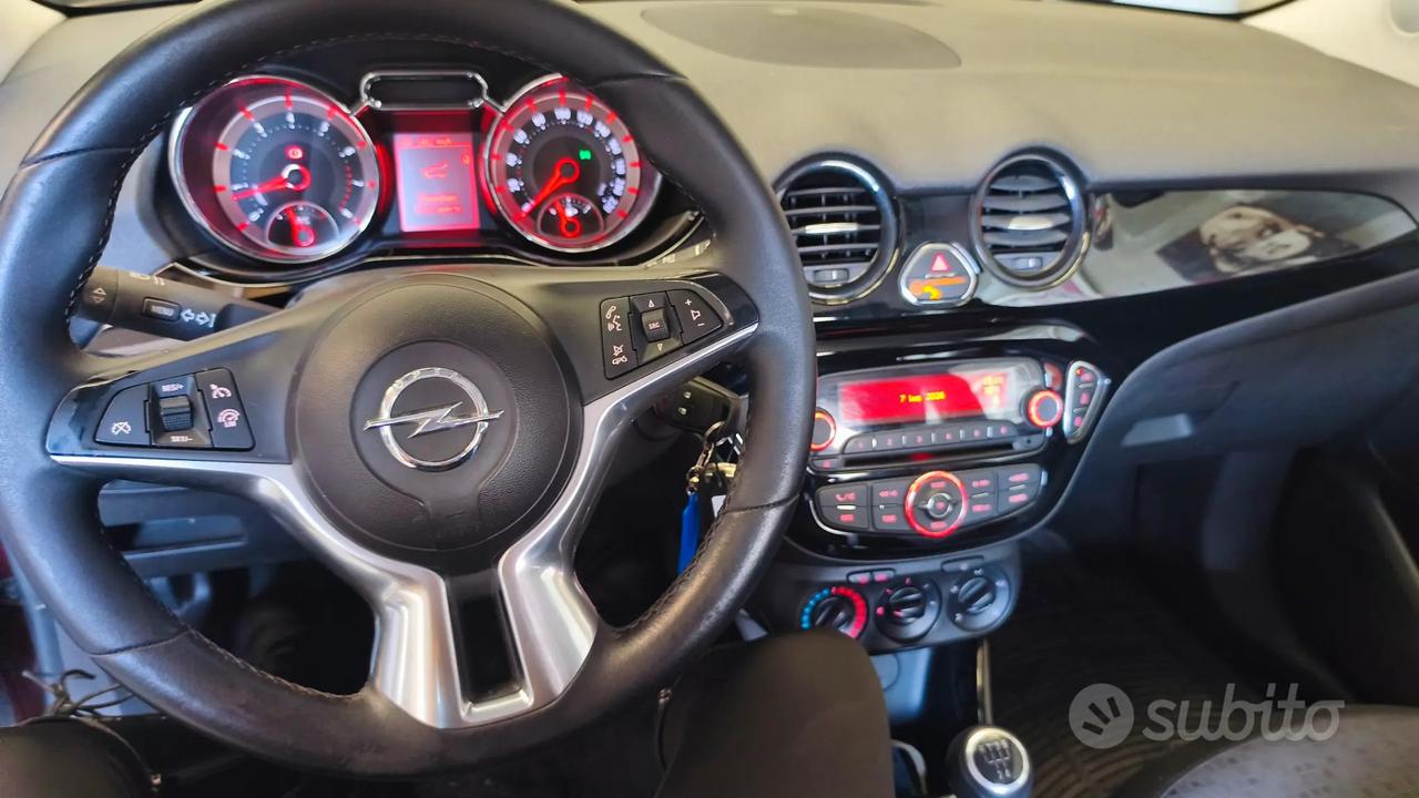Opel Adam