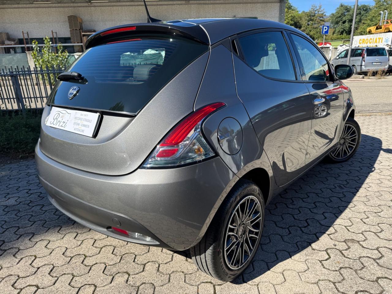 Lancia Ypsilon 1.0 FireFly 5 porte S&S Hybrid