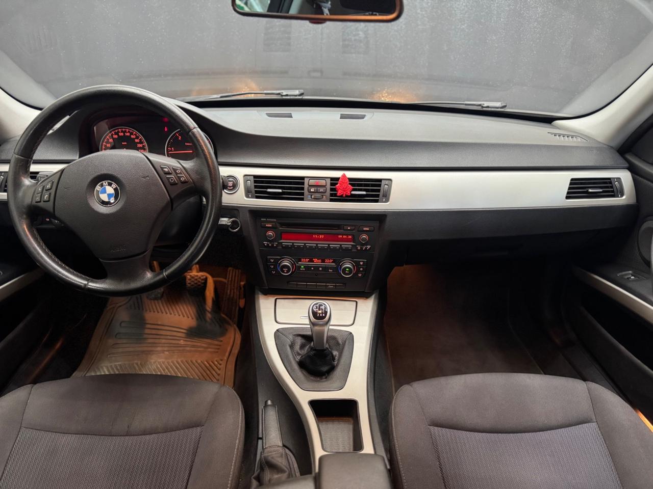 Bmw Serie3 318d 2.0 143CV SW Facelift