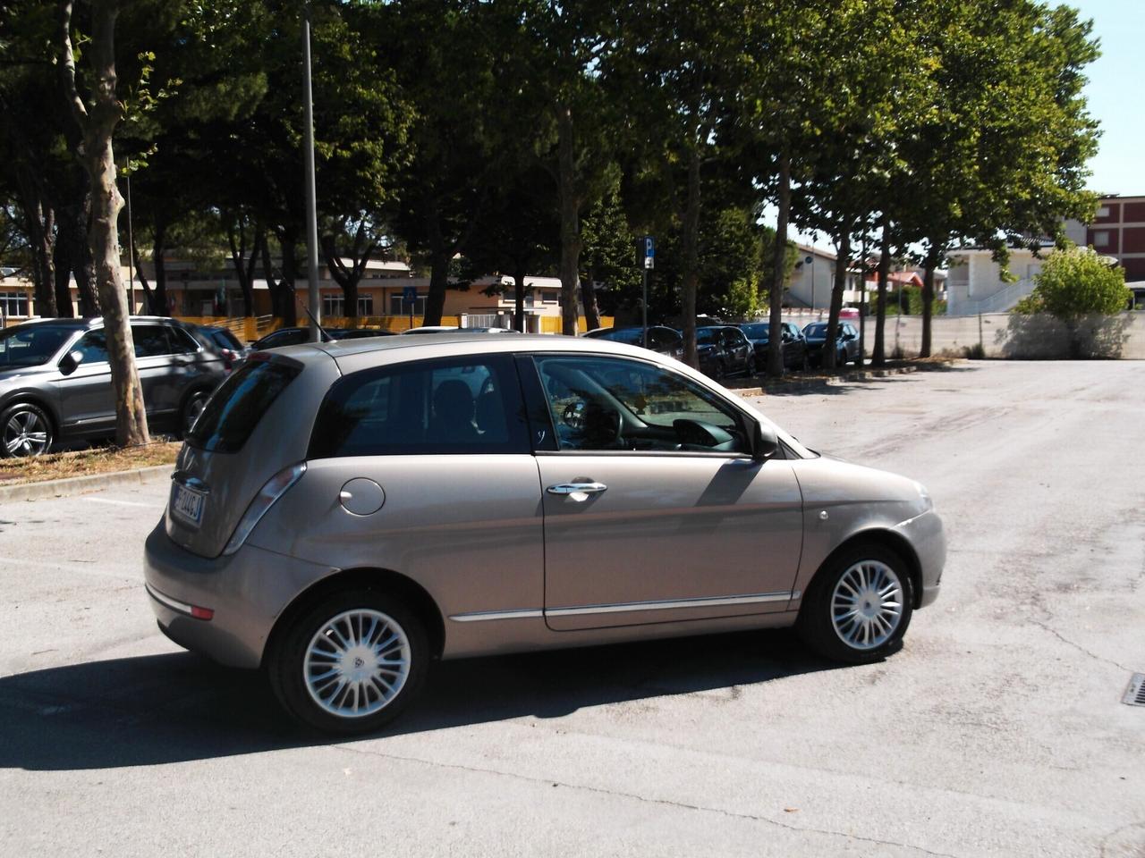 Ypsilon 1.3 MJT Neopatentati 2011