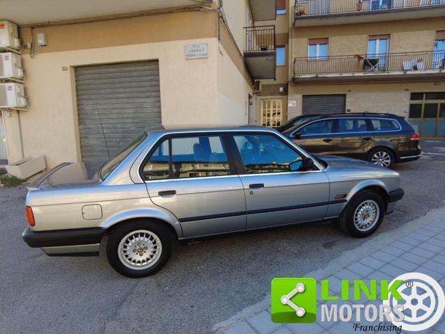 BMW 318 i 4 porte