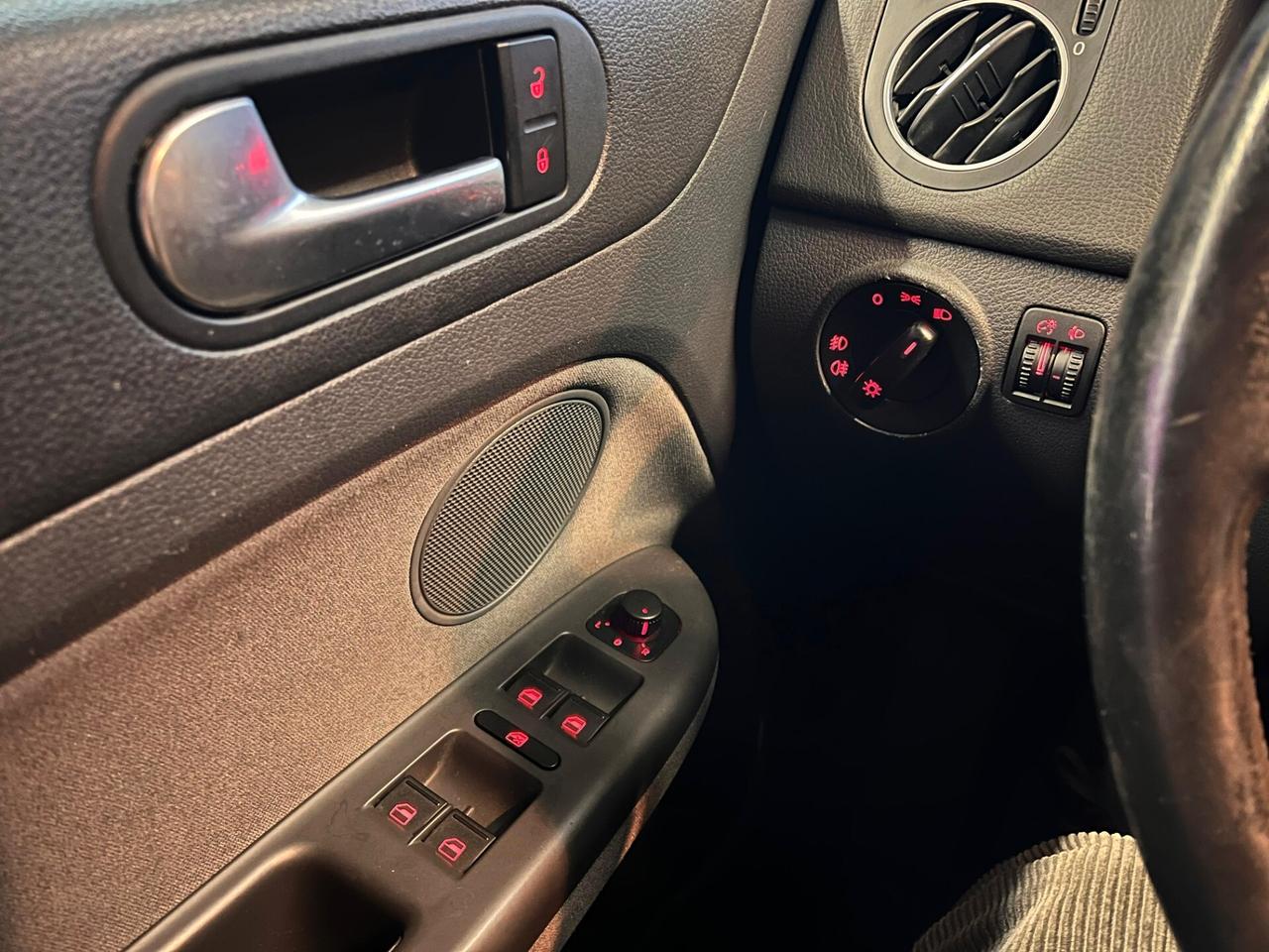 Volkswagen Golf Plus 1.6 16V FSI 5p. Comfortline