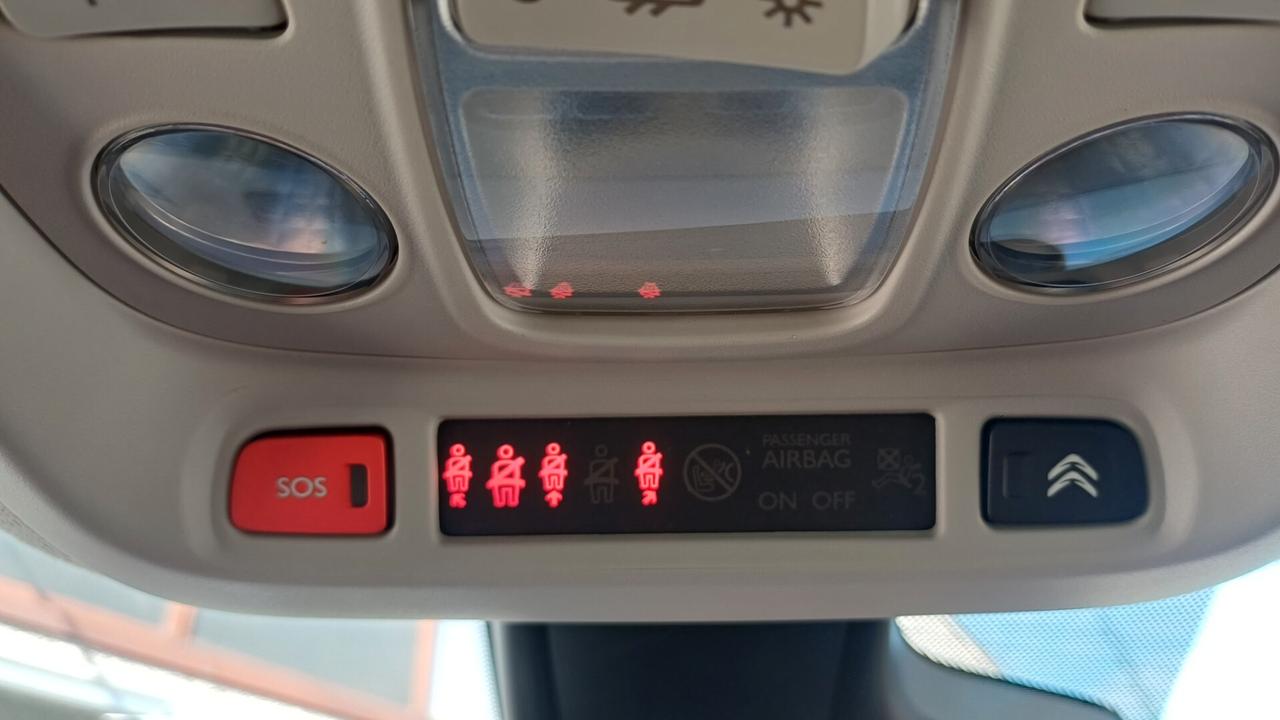 Citroen C3 Aircross BlueHDi 120 S&S EAT6 Shine Pack ok neopatentati