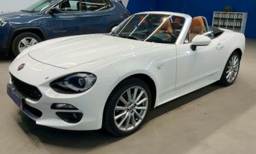 FIAT 124 SPIDER LUSSO 1.4 140CV AUTOMATICA 6 MARCE – NAVY PLUS – PELLE