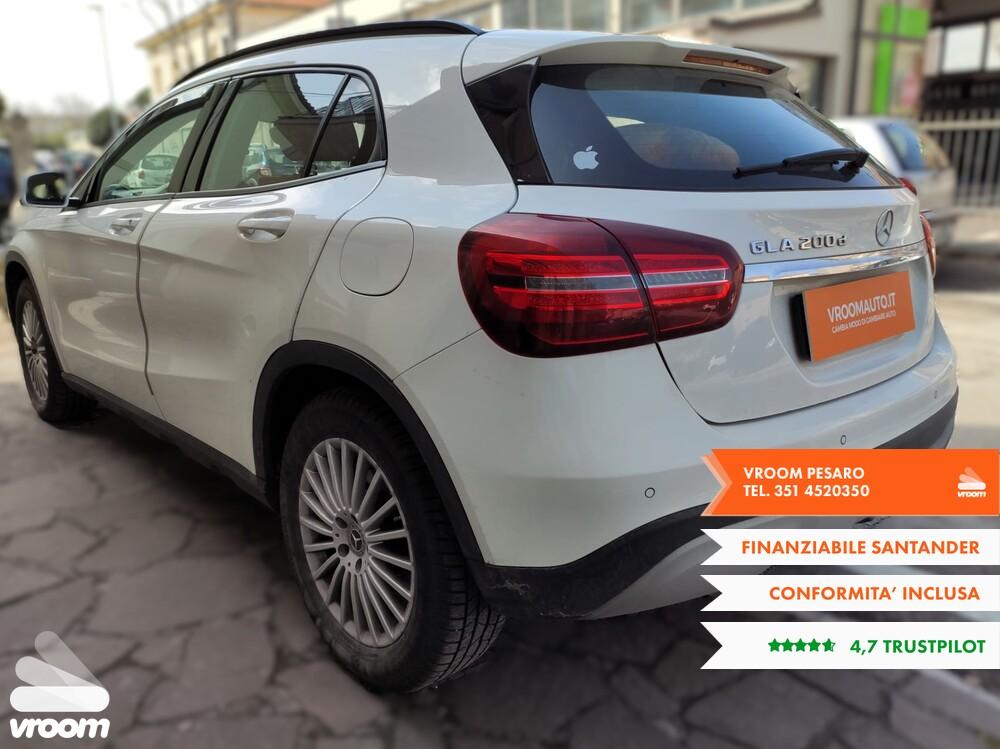 MERCEDES GLA (X156) GLA 200 d Automati...