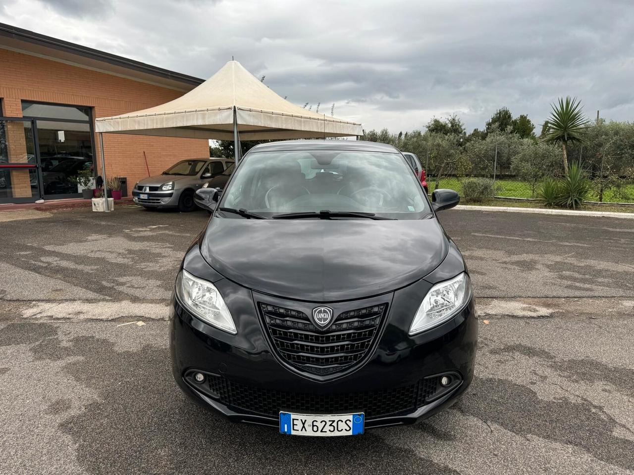 Lancia Ypsilon 1.2 GPL SCADENZA 2034 NEOPATENTATI 2014