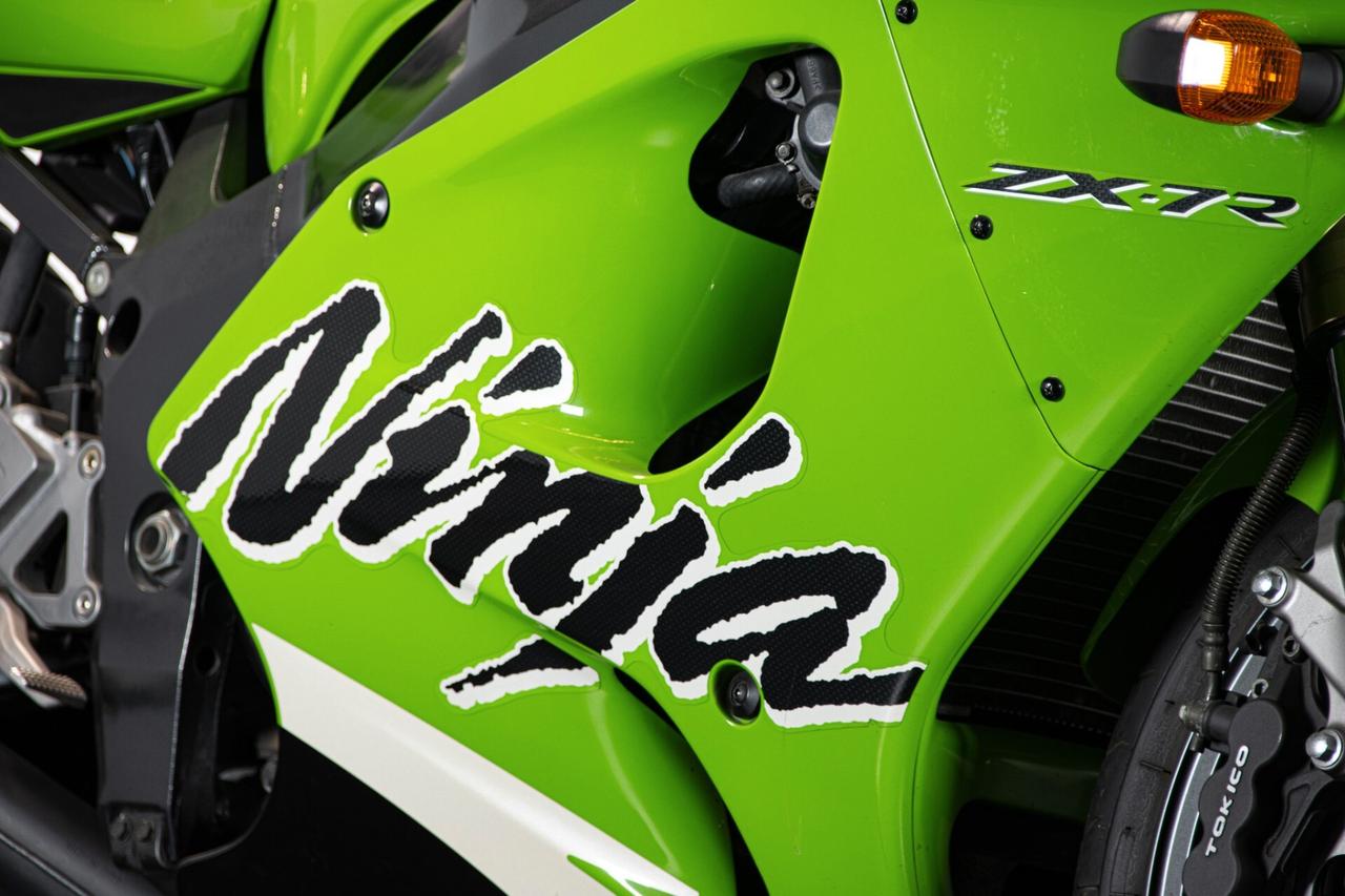 1999 KAWASAKI ZX-7R NINJA KAW00255