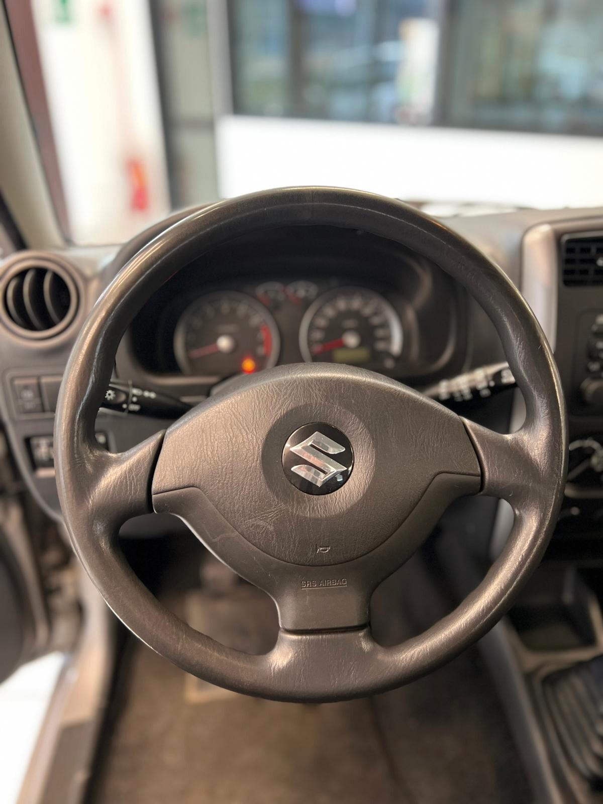 Suzuki Jimny 1.3i 16V cat 4WD JLX