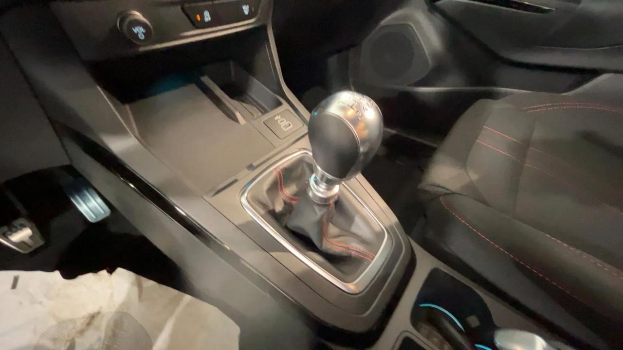 Ford Puma 1.0 EcoBoost Hybrid 125 CV S&S aut. ST-Line