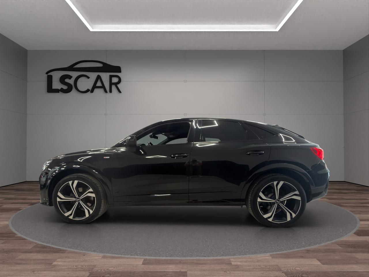 Audi Q3 Sportback S-Line Sportback 35 1.5 tfsi S line - Audi Black Line- Promo Finanziamento - Unipro