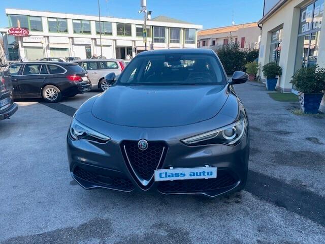 Alfa Romeo Stelvio 2.2 Turbodiesel 160 CV AT8 RWD Business