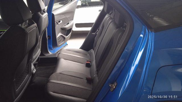 PEUGEOT 2008 BlueHDi 130 S&S EAT8 GT