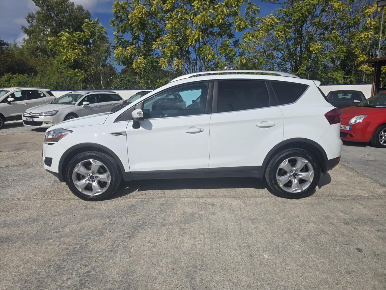 Ford Kuga 2.0 TDCi 136 CV 4WD Titanium DPF