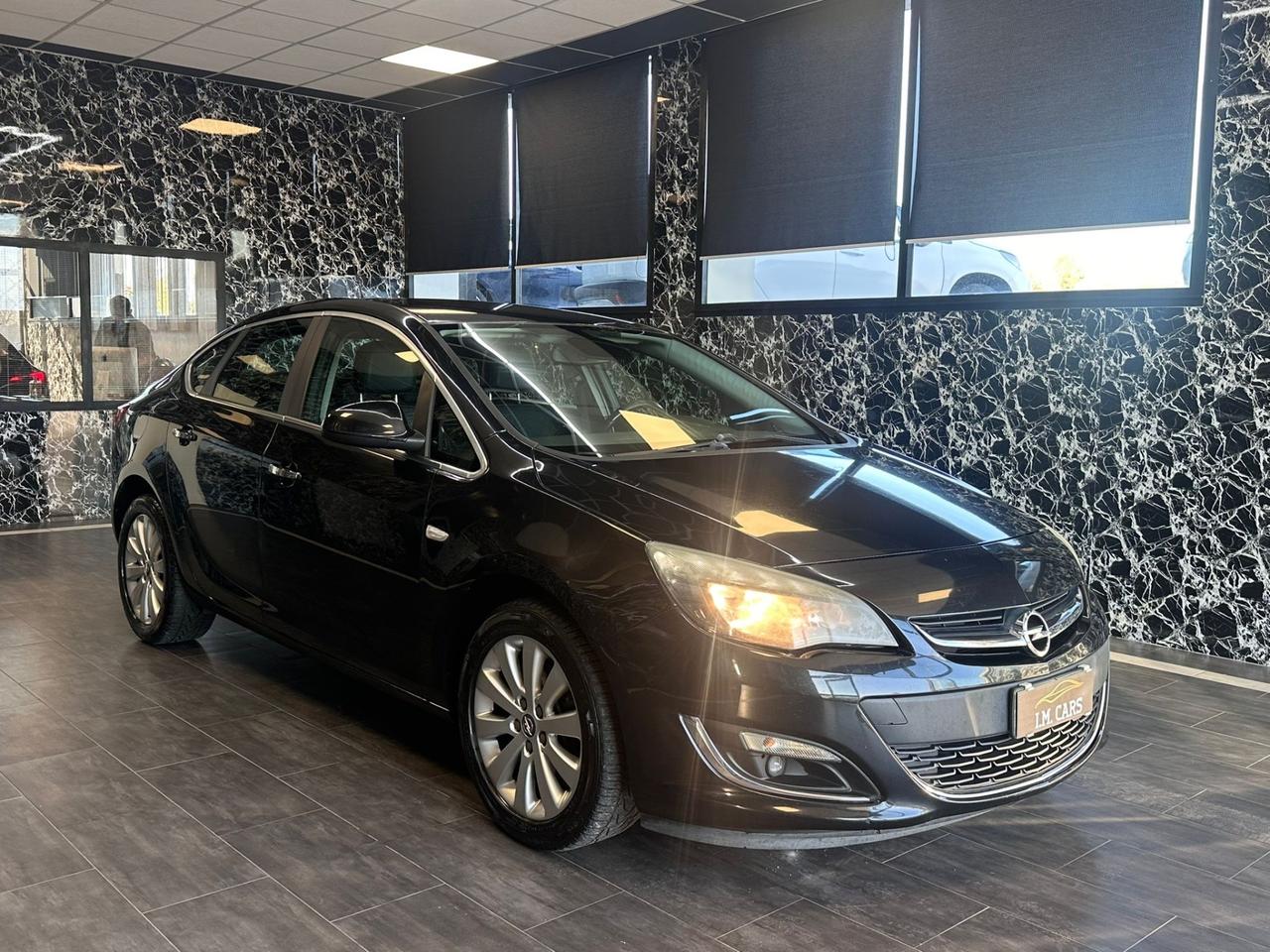 Opel Astra 1.7 CDTI 110CV 4 porte Cosmo