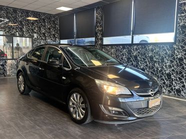 Opel Astra 1.7 CDTI 110CV 4 porte Cosmo