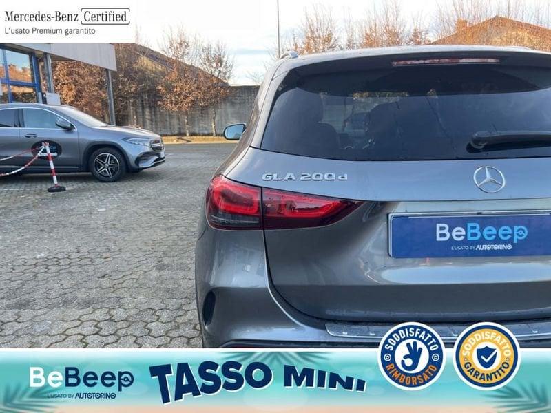 Mercedes-Benz GLA 200 D PREMIUM AUTO