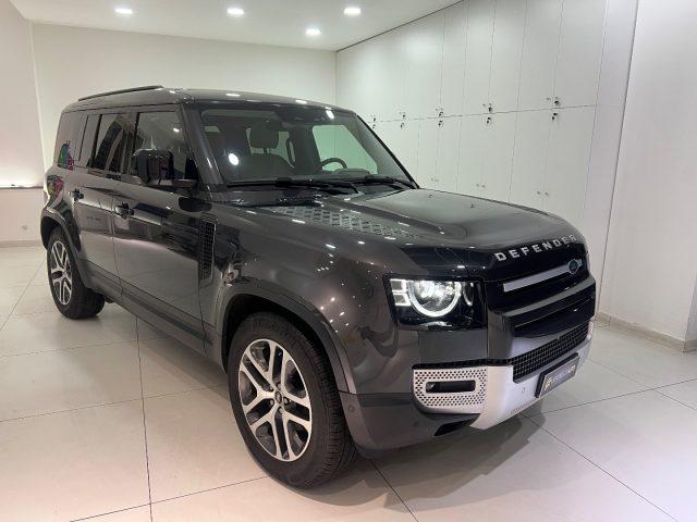 LAND ROVER Defender 110 3.0D I6 200 CV AWD Auto SEda ?599,00