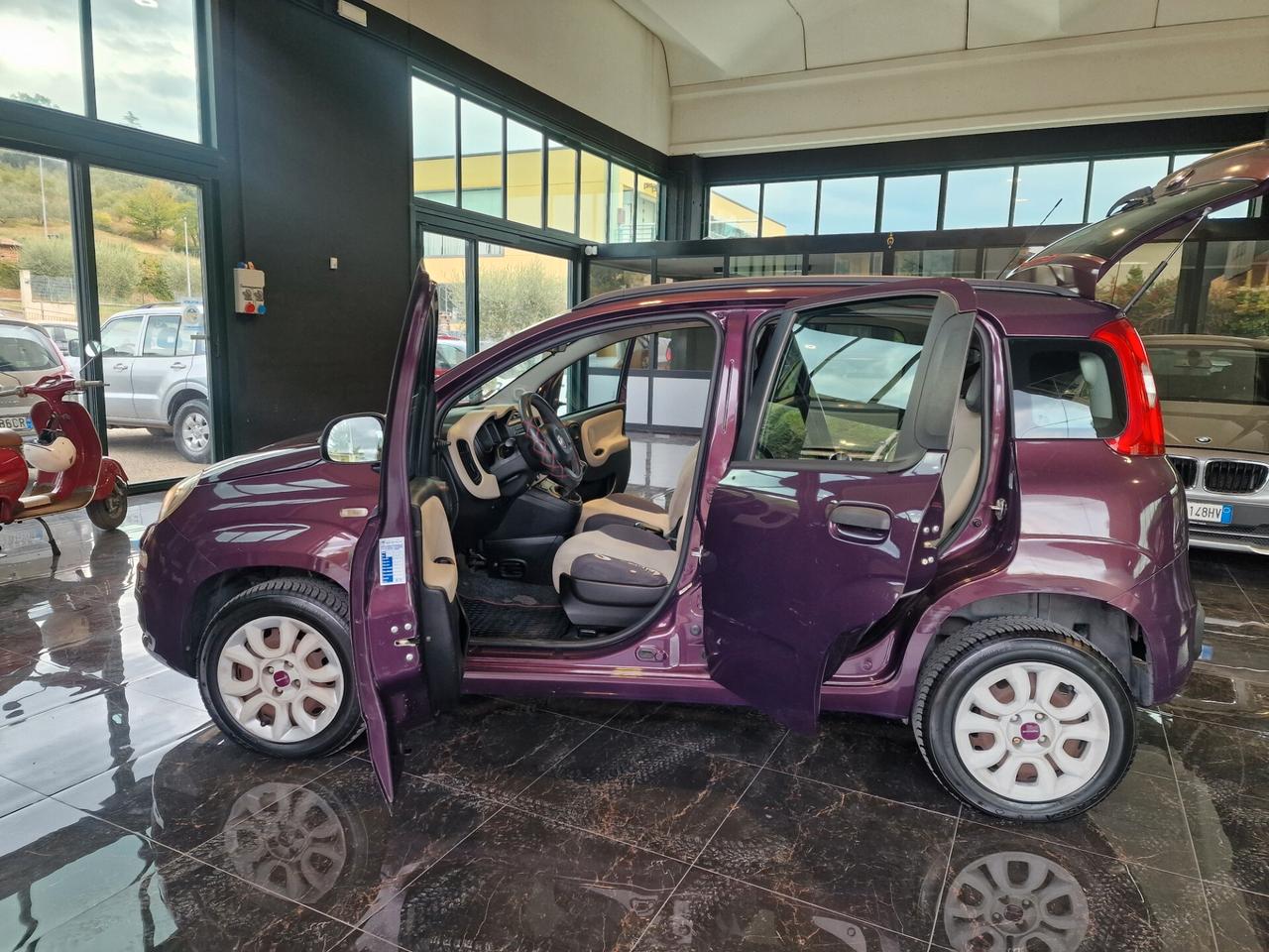 Fiat Panda 0.9 TwinAir Turbo Natural Power Lounge
