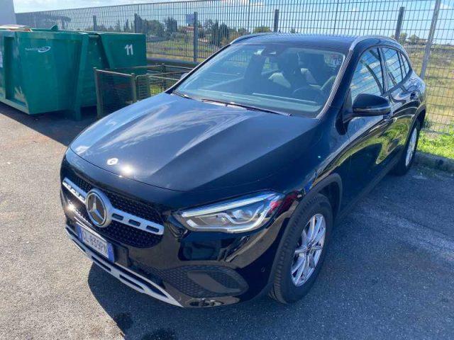 MERCEDES-BENZ GLA 200 d Automatic Business Extra *TETTUCCIO*