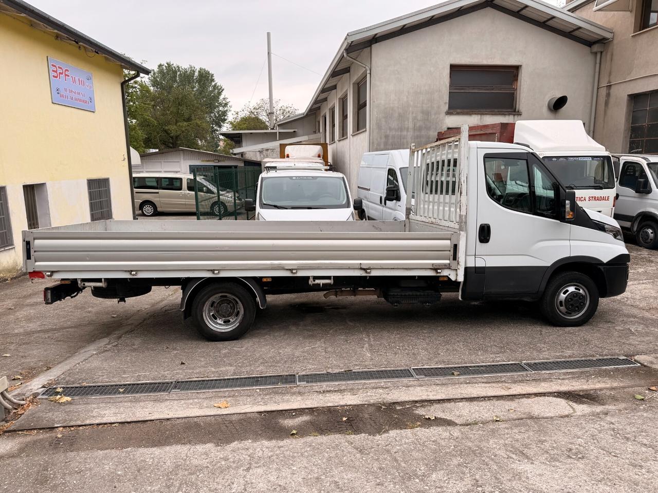 Iveco daily 35C15 (3.0) Cassone fisso IVA COMPRESA