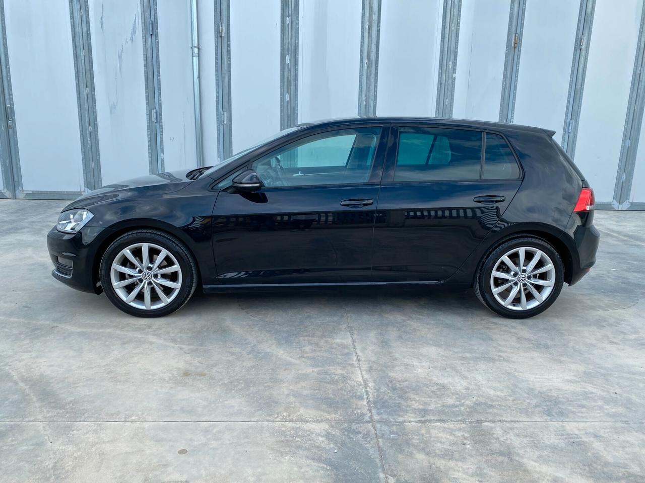 Volkswagen Golf 2.0 TDI 5p. Highline BlueMotion Technology