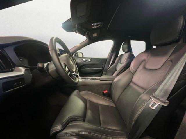 VOLVO XC60 T6 AWD automatico Ultra Black Edition