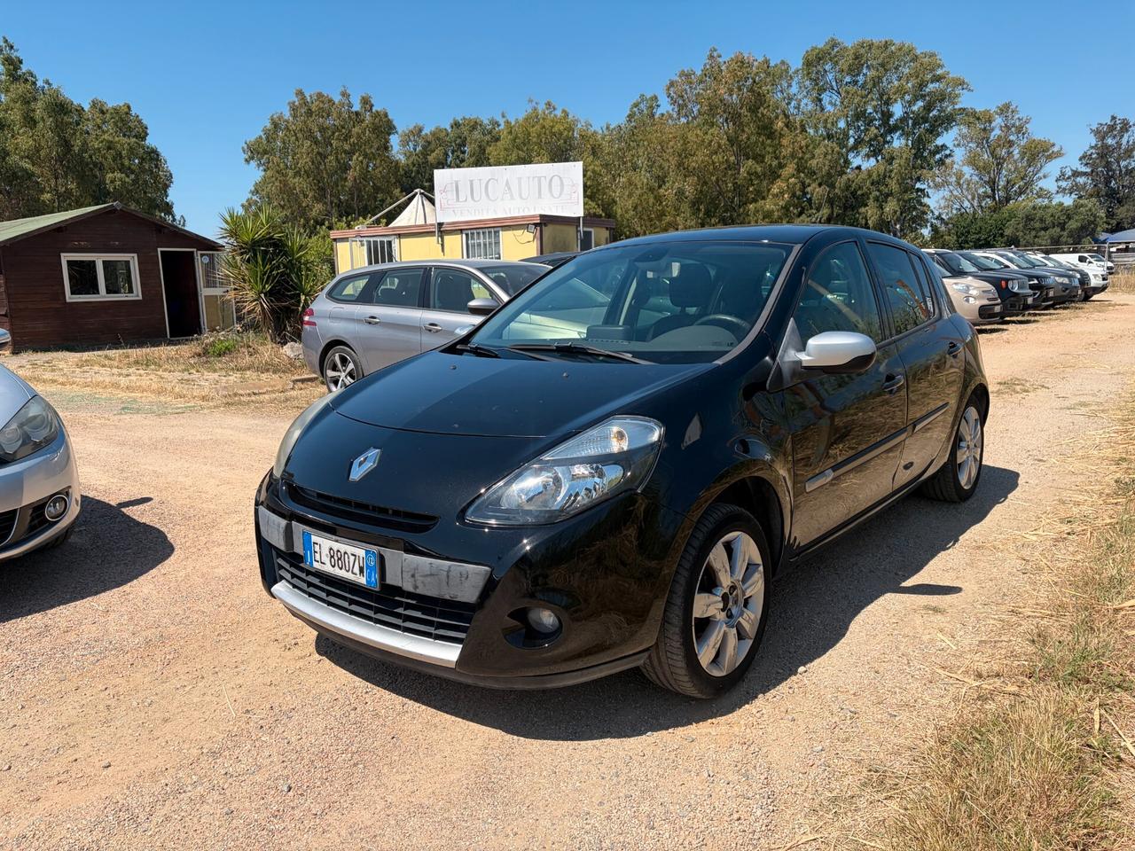 RENAULT CLIO 1.2 75CV ANNO 2012 ADATTA NEOPATENTATI