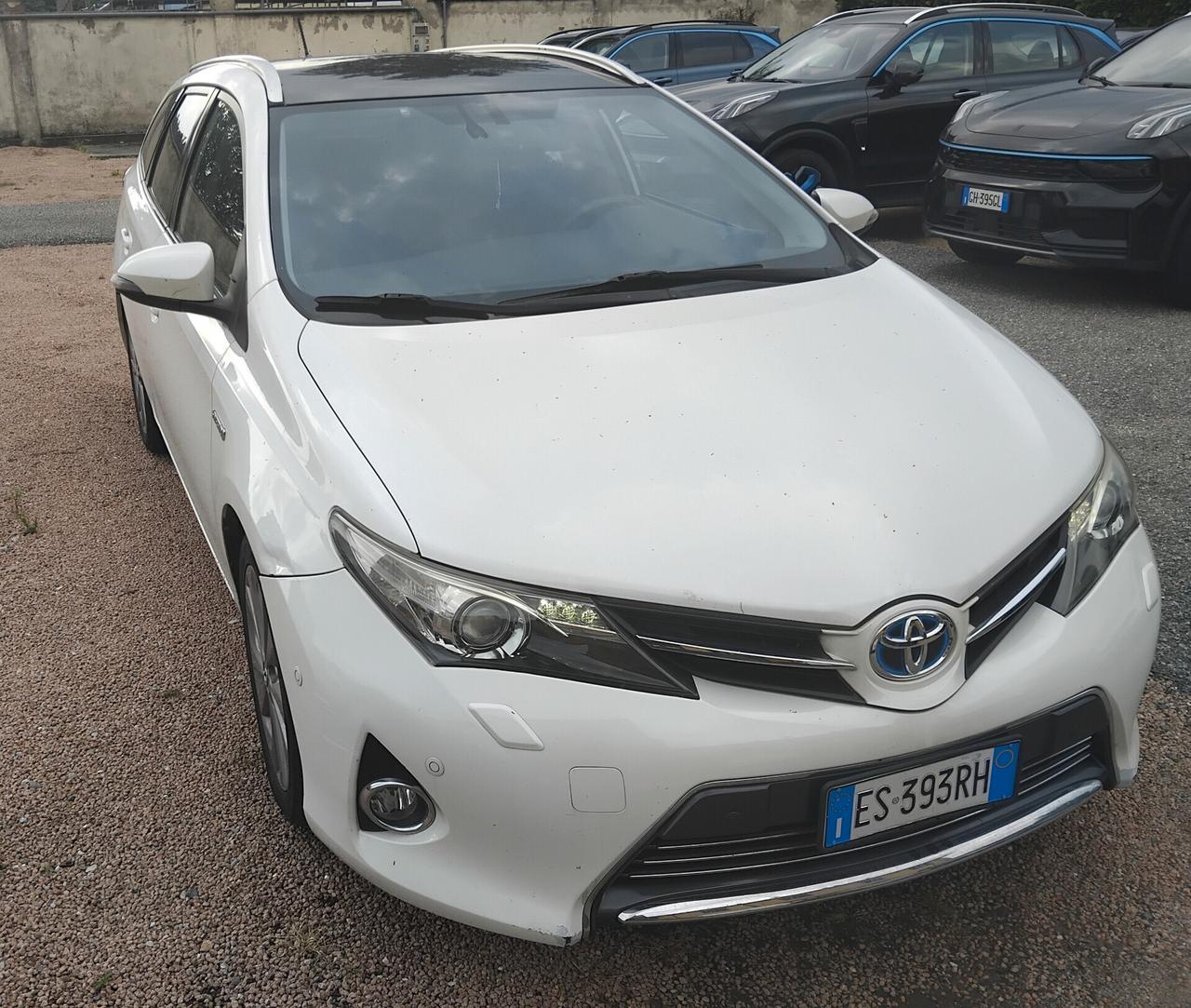 Toyota Auris Touring Sports 1.8 Hybrid Lounge