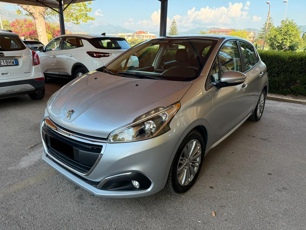 Peugeot 208 PureTech 82 5 porte Allure
