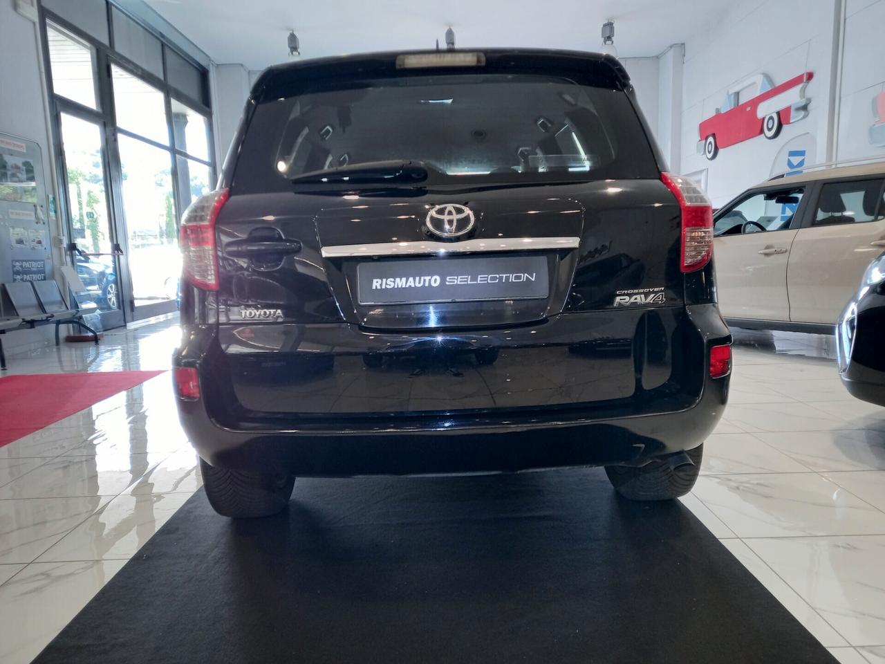 Toyota RAV 4 RAV4 Crossover 2.2 D-Cat A/T 150 CV Luxury