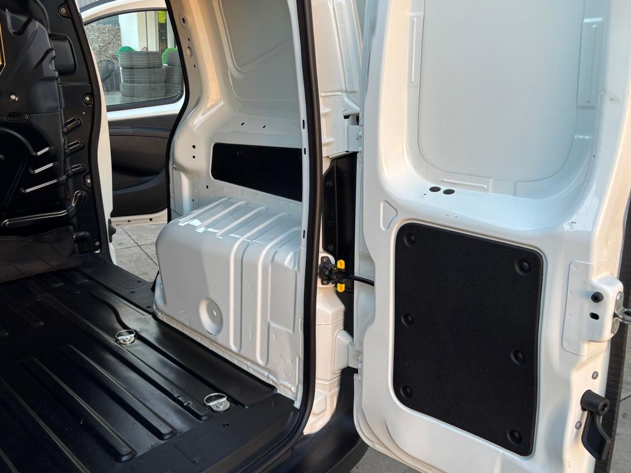 Fiat fiorino 1.3 multijet 95 cv