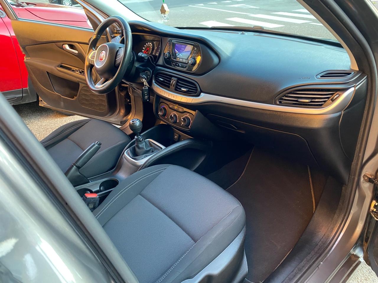 Fiat Tipo 1.4 5 porte Easy NEOPATENTATI!!!