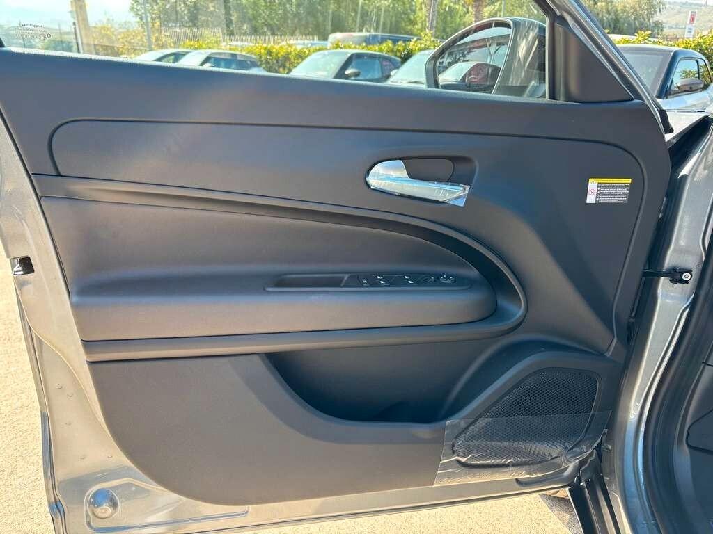 Alfa Romeo Junior 1.2 136 CV Hybrid eDCT6 Speciale a 269 euro al mese