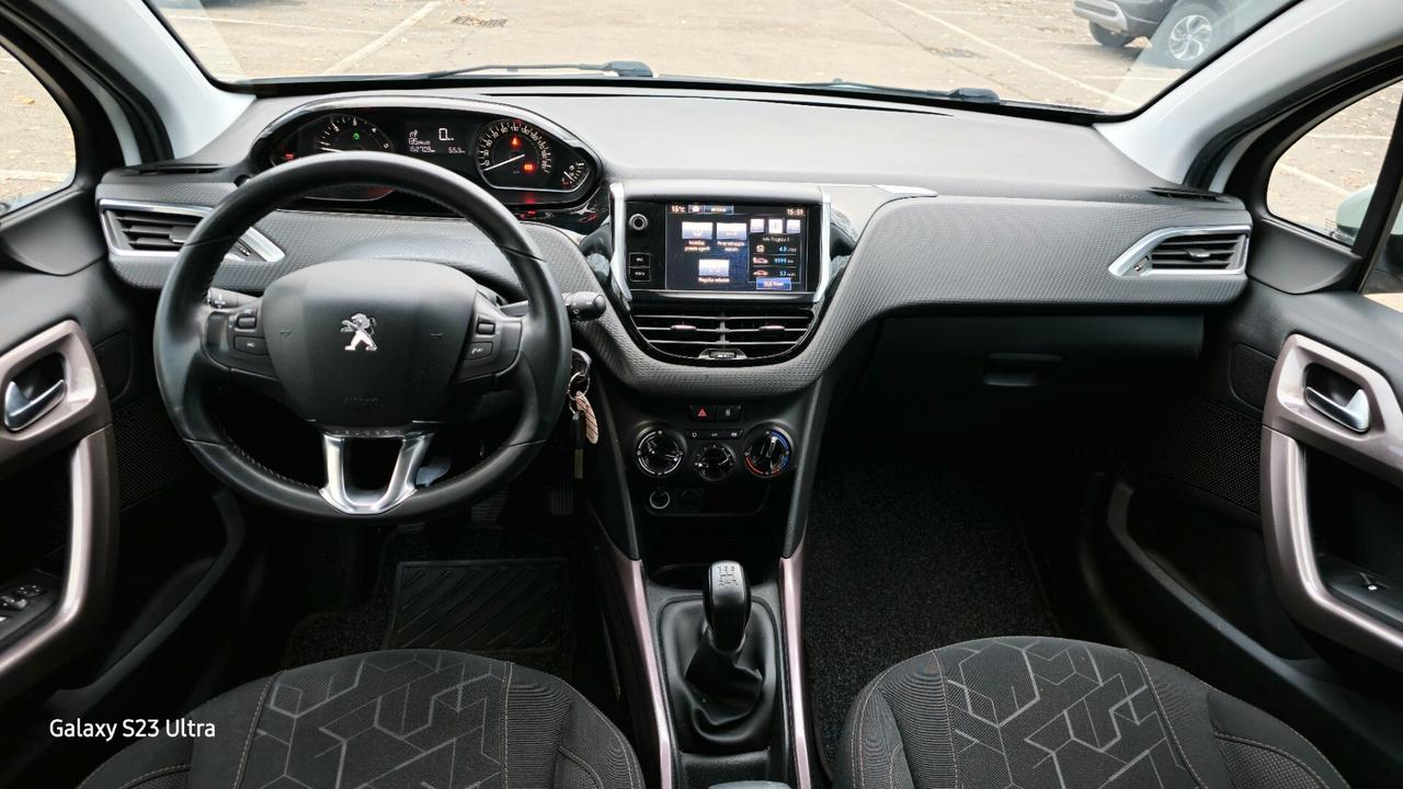 Suv PEUGEOT 2008 EURO 6B OK NEOPATENTATI GARANZIA 12 MESI