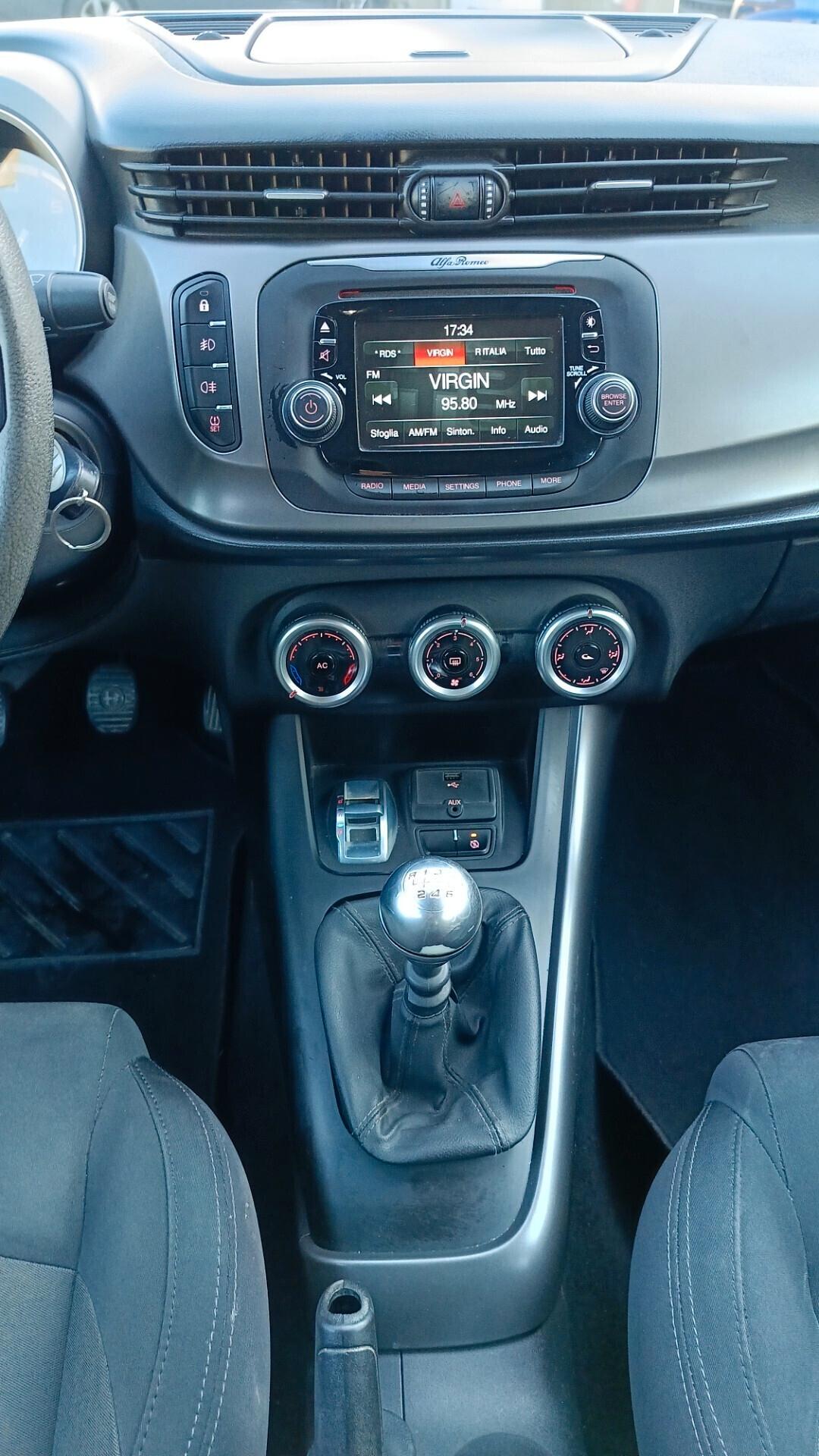 Alfa Romeo Giulietta 1.6 JTDm-2 105 CV Distinctive