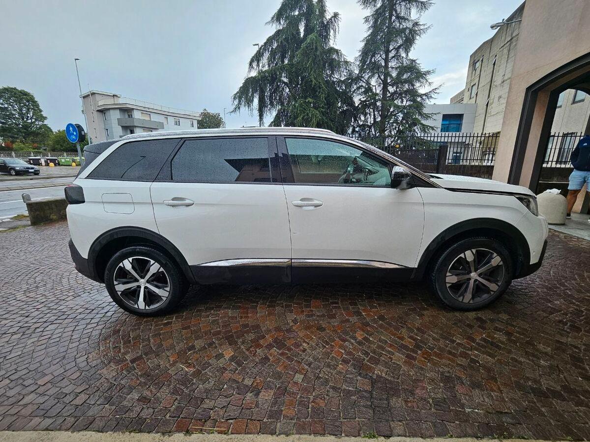 Peugeot 5008 1.2 pt t Allure s&s 130cv 7p.ti eat8
