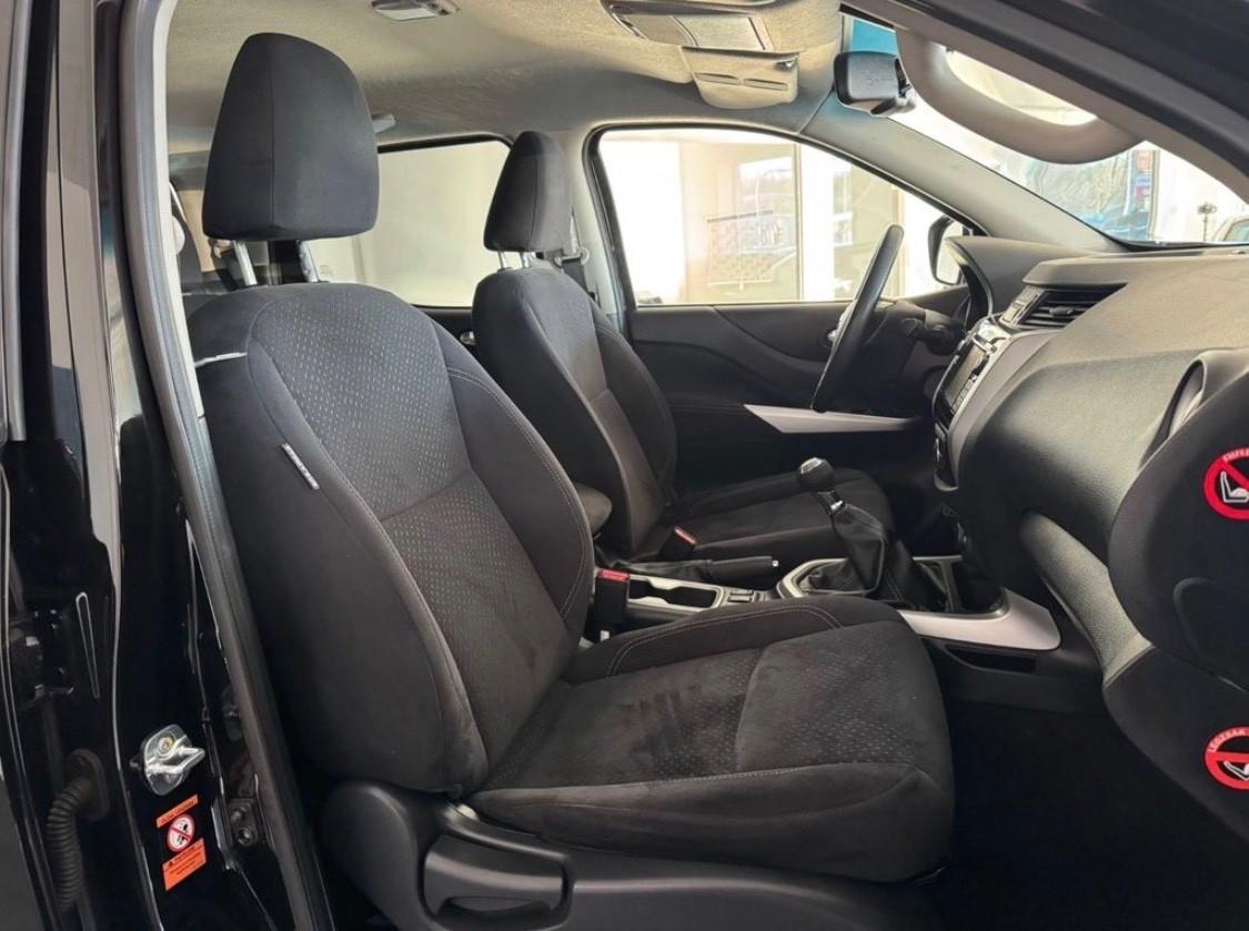 Nissan Navara 2.3 dCi 190 CV 4WD Double Cab Tekna * Cambio 6M