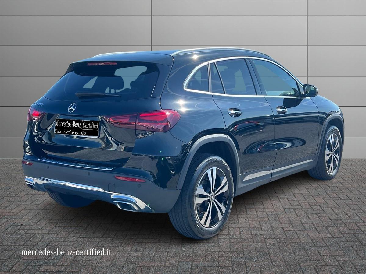 Mercedes-Benz GLA 180 Progressive Advanced Plus auto