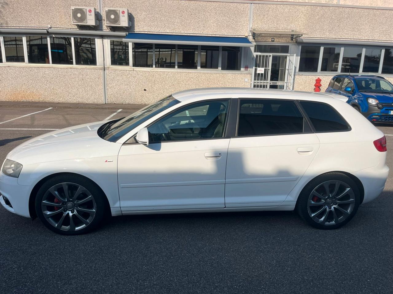 Audi A3 2.0 16V TDI Attraction