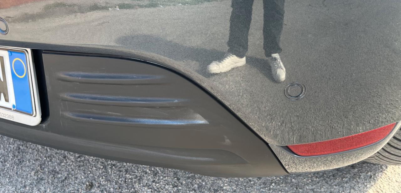 Renault Clio dCi 8V 90 CV 5 porte Moschino Intens