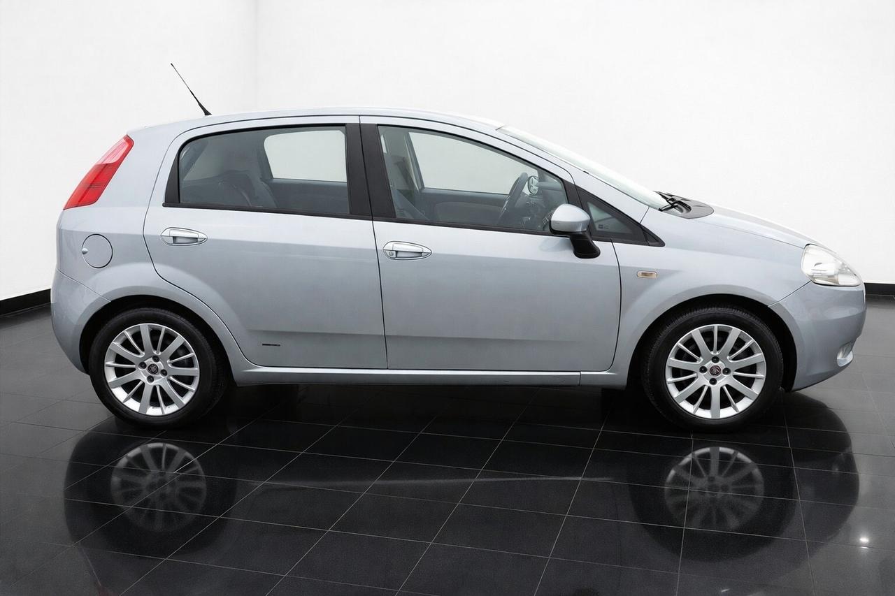 Fiat Grande Punto 1.3 MJT 90 CV 5P Emotion NAVI TEL NEOPAT €4 CATTENA NUOVA